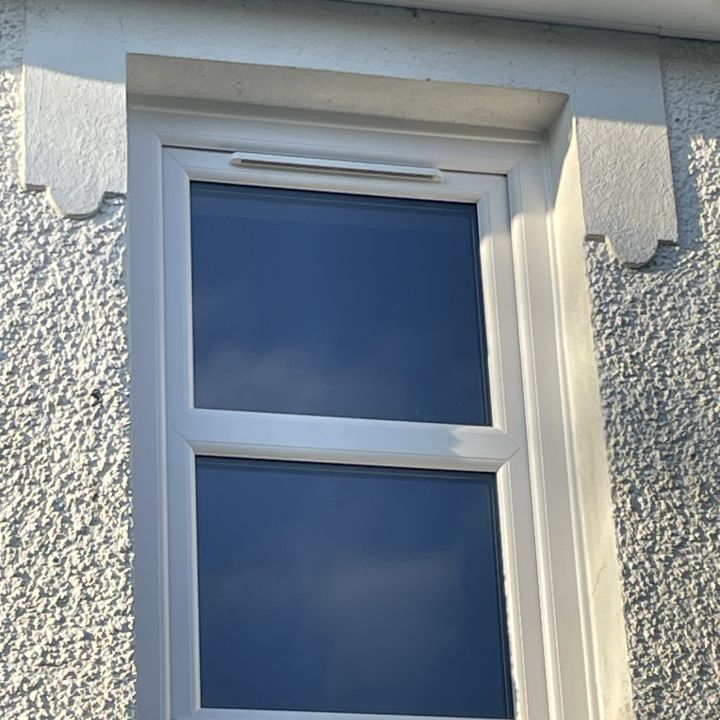 Tilt and turn style windows